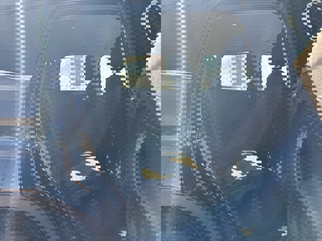 Used 2015 Ford Escape SE image 46