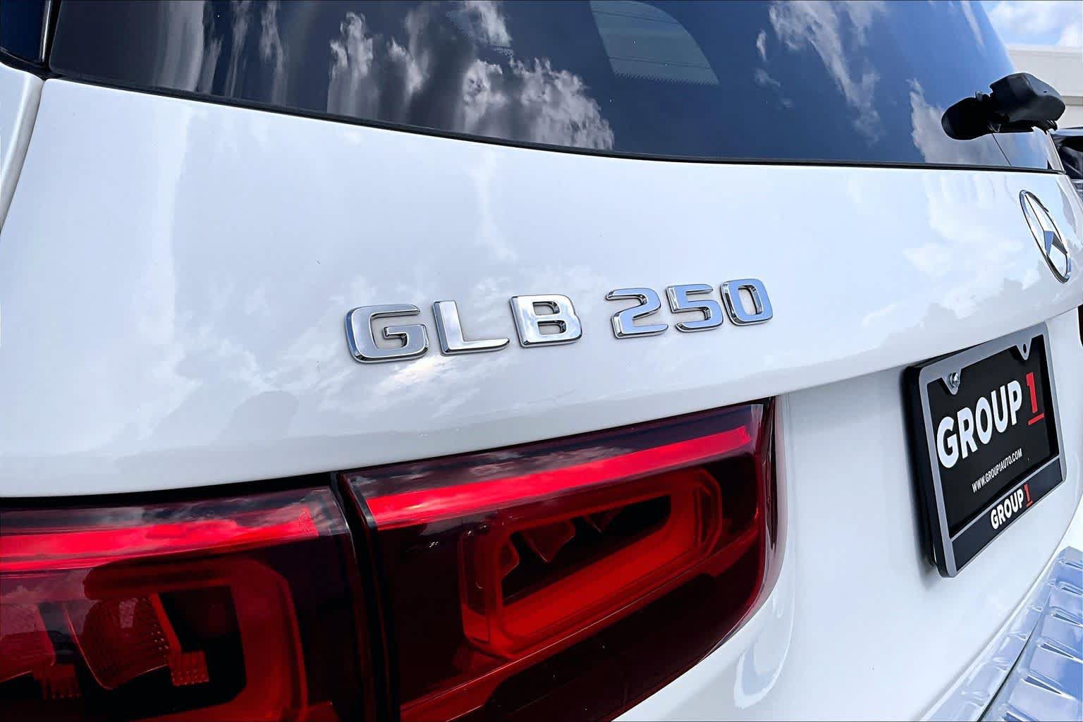 Used 2022 Mercedes-Benz GLB 250 4MATIC image 29