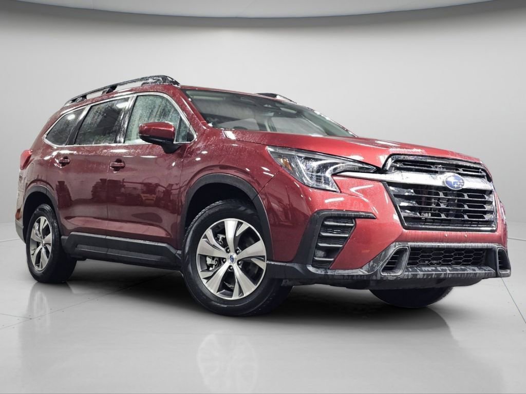 Used 2024 Subaru Ascent Premium w/ Convenience Package image 2