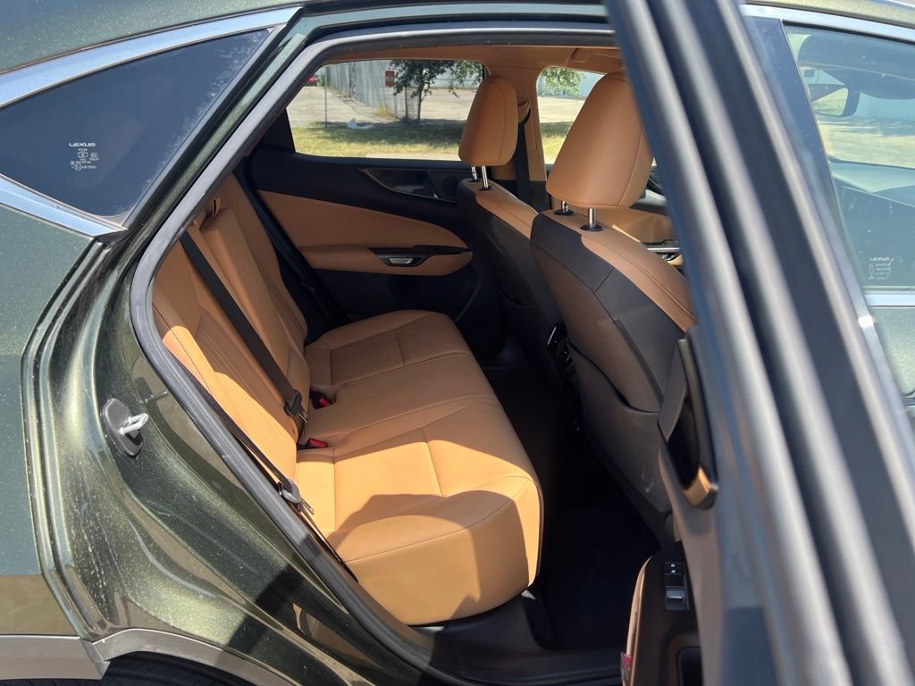 Used 2022 Lexus NX 250 FWD image 17
