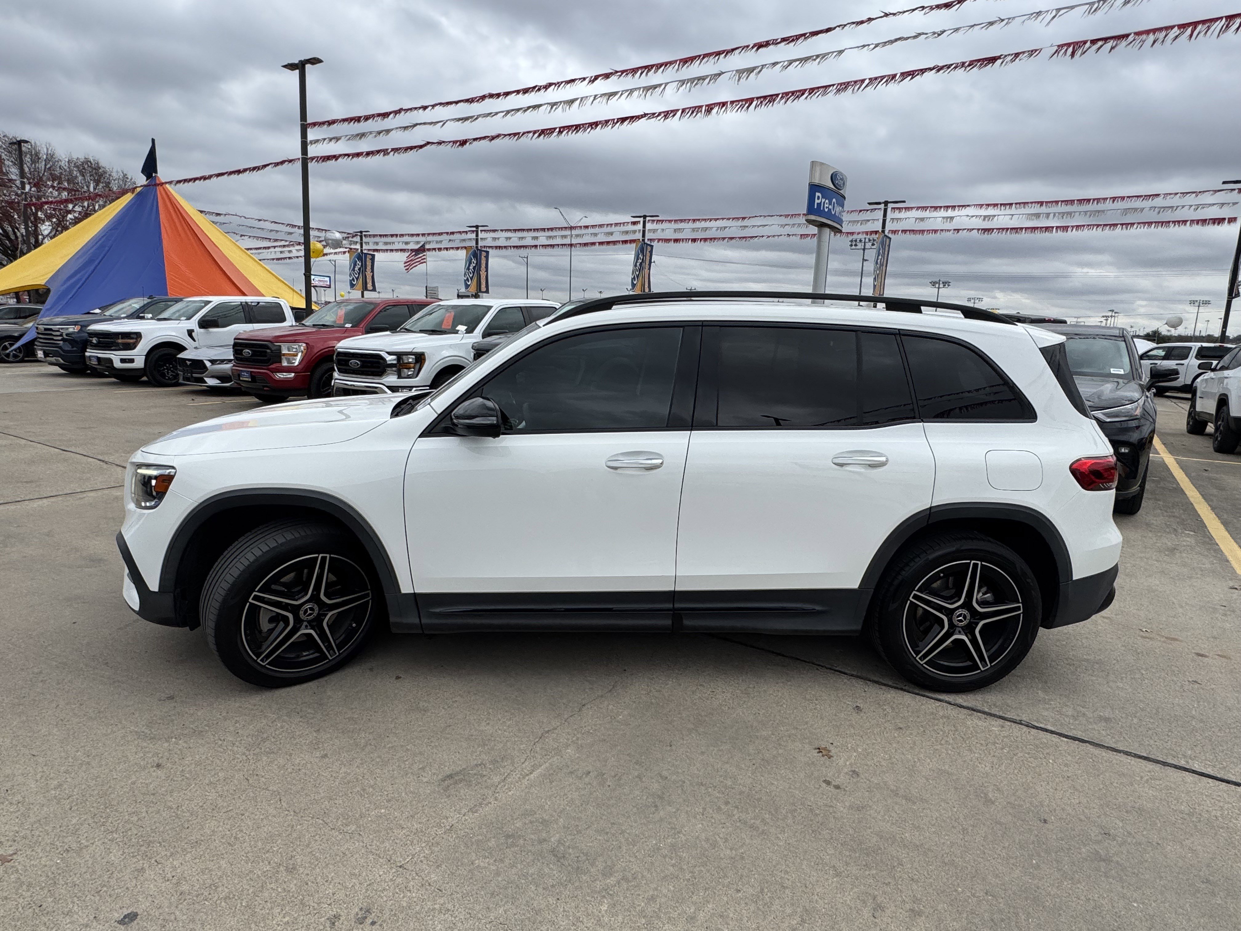 Used 2023 Mercedes-Benz GLB 250 image 11