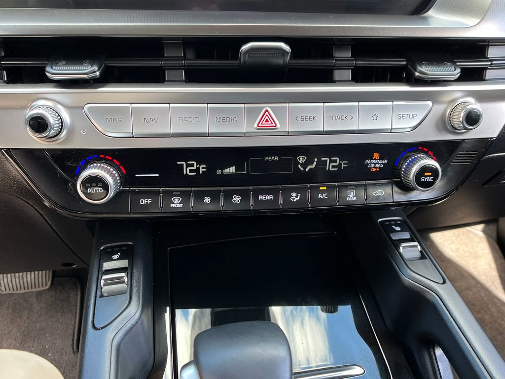 Used 2023 Kia Telluride S image 18