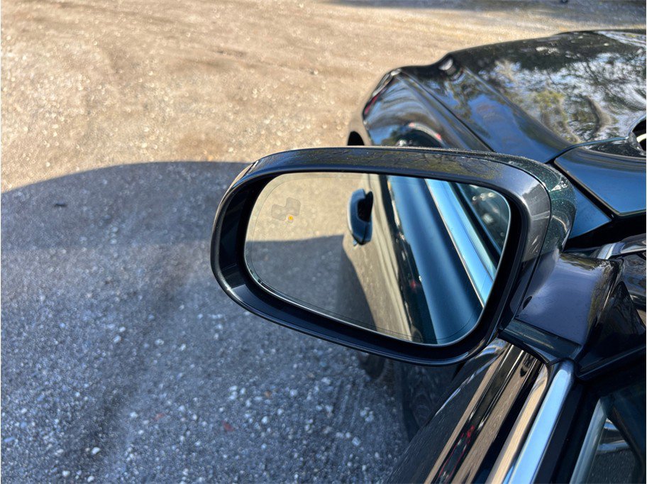 Used 2017 Jaguar XJ R-Sport image 16