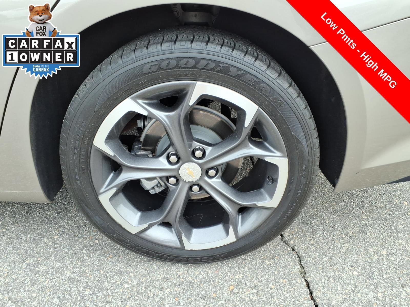 Used 2022 Chevrolet Malibu LT FWD image 11