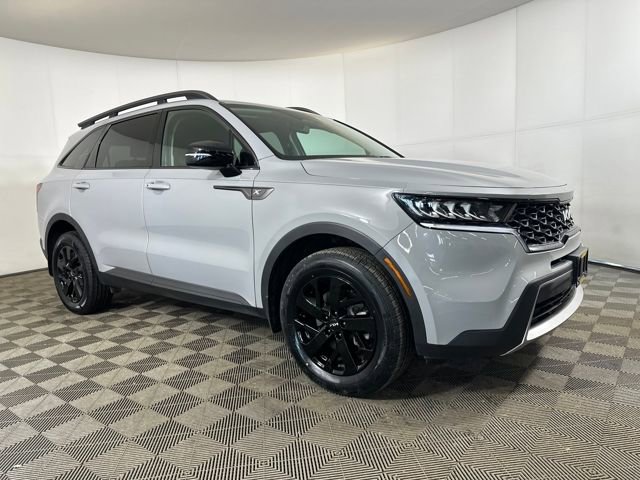 Used 2023 Kia Sorento S image 2