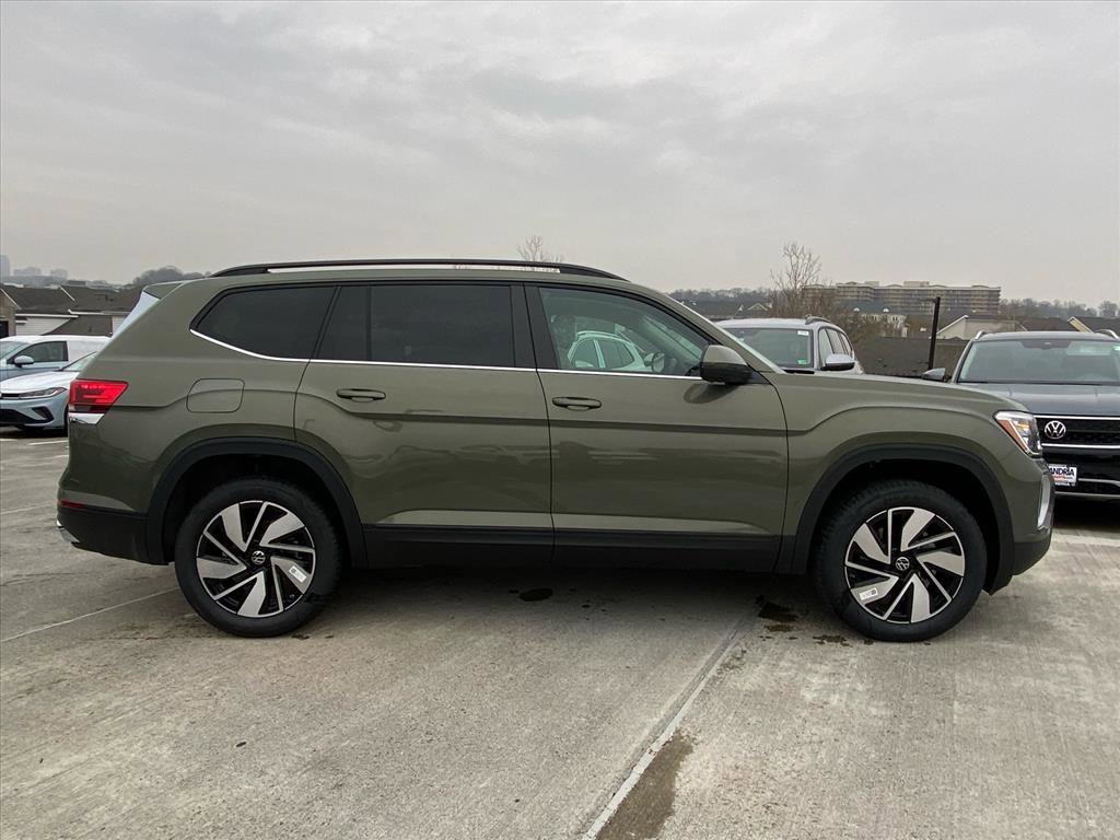 New 2026 Volkswagen Atlas SE image 2