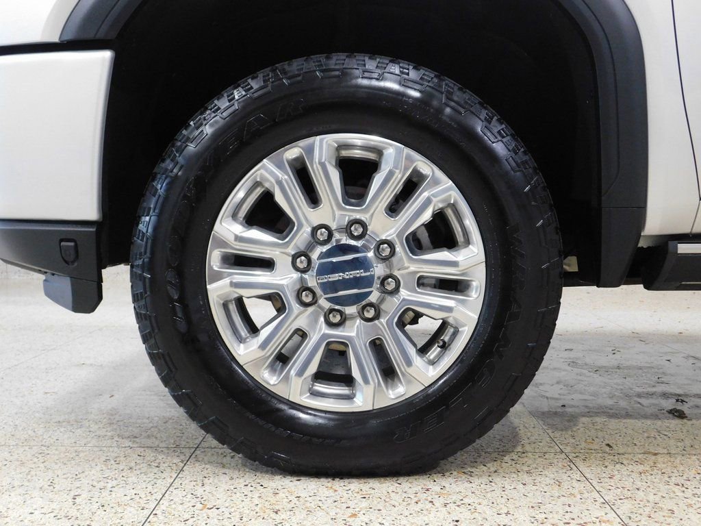 Used 2022 GMC Sierra 3500 Denali w/ Technology Package image 29