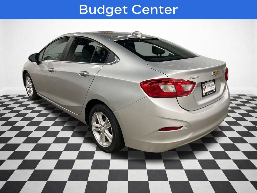 Used 2017 Chevrolet Cruze LT w/ Convenience Package FWD image 6