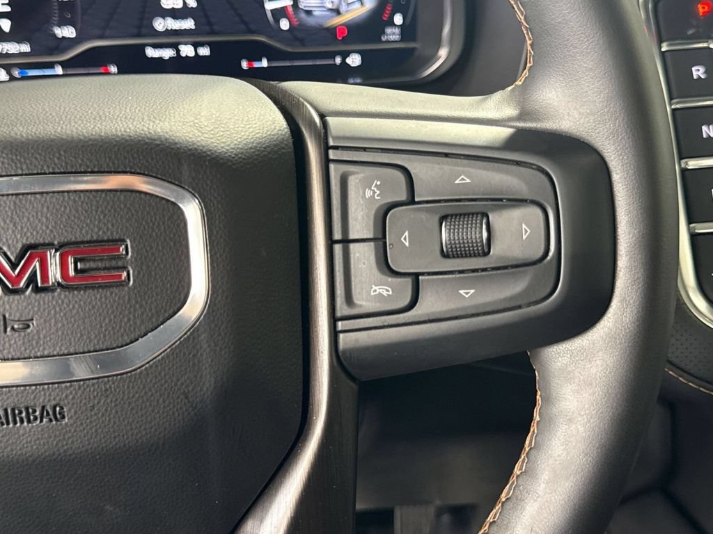 Used 2023 GMC Yukon AT4 AWD/4WD image 21