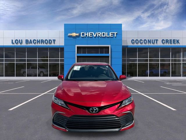 Used 2024 Toyota Camry LE FWD image 3