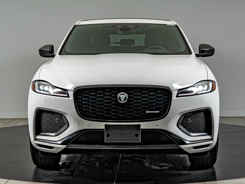 Used 2025 Jaguar F-PACE R-Dynamic S AWD/4WD image 2