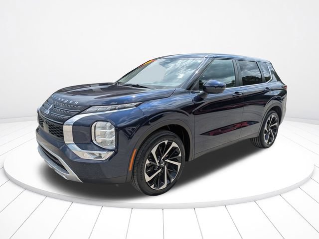 Used 2024 Mitsubishi Outlander SE FWD image 8