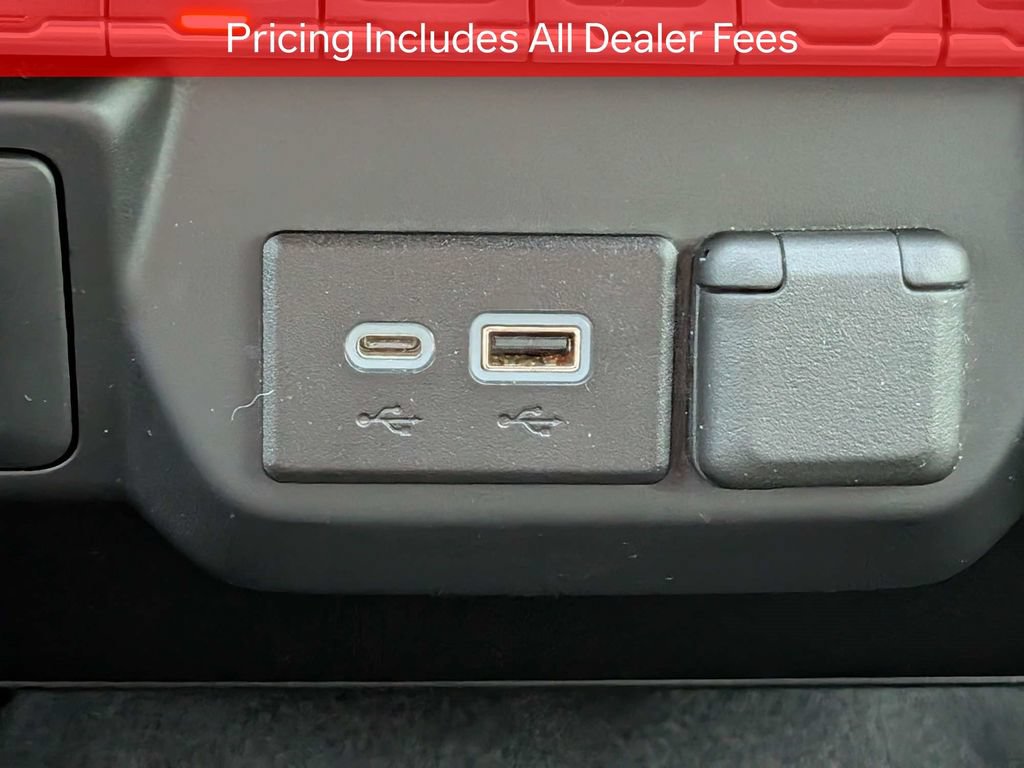 Used 2022 Chevrolet Silverado 1500 Custom w/ LPO, Dark Essentials Package RWD image 23