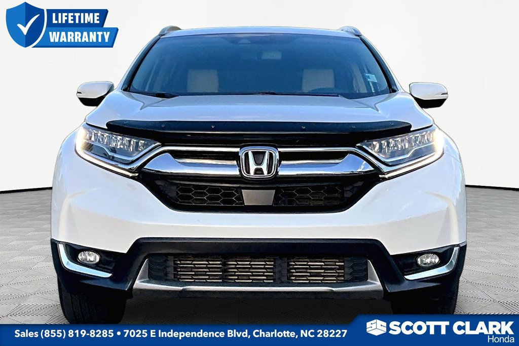 Used 2018 Honda CR-V Touring image 2