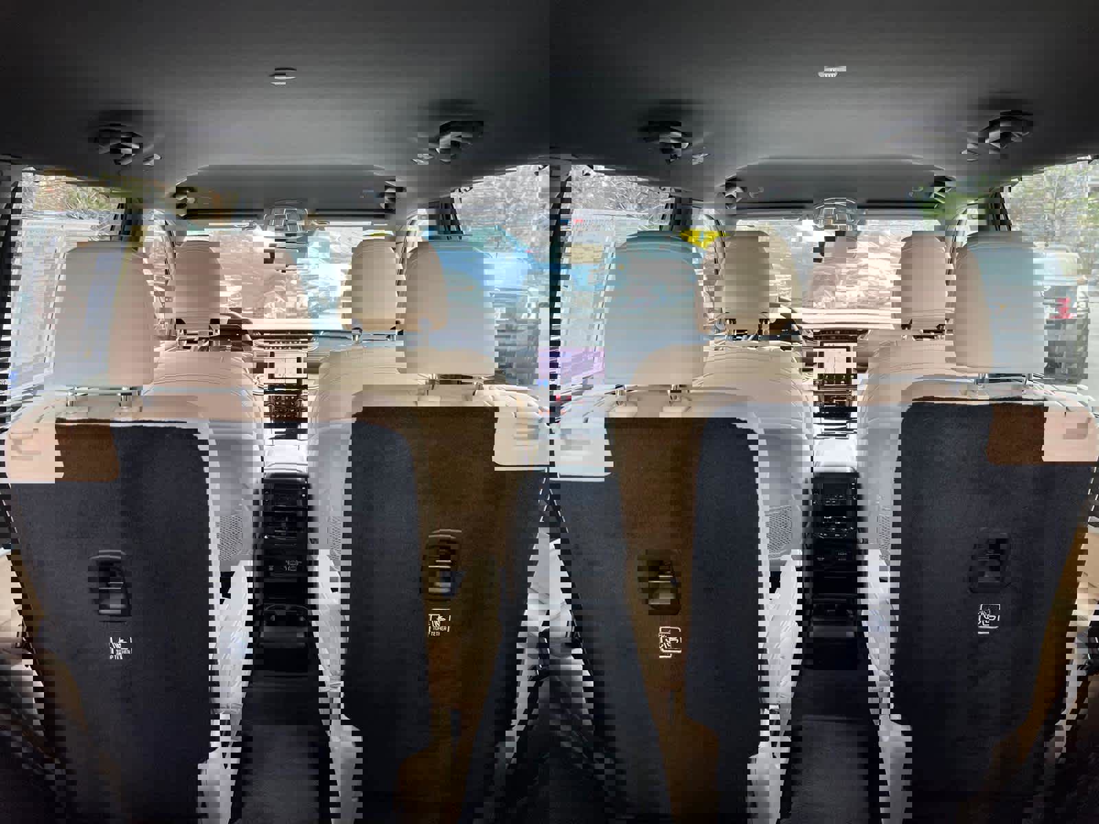 Used 2023 Jeep Grand Cherokee L Limited w/ Luxury Tech Group II image 38