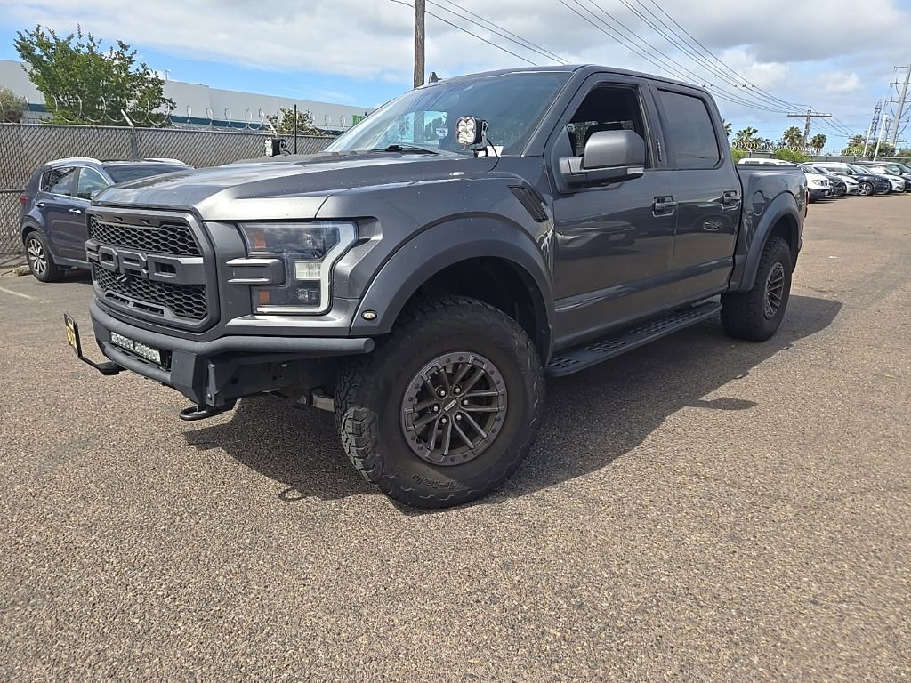 Used 2019 Ford F150 Raptor w/ Equipment Group 802A Luxury AWD/4WD image 4
