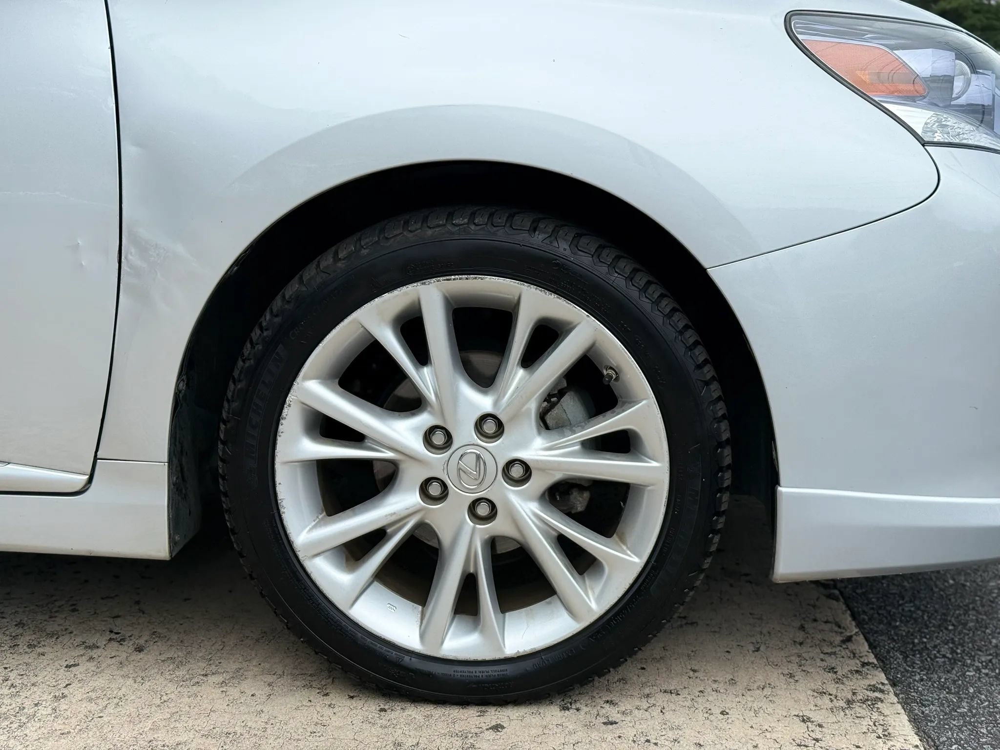 Used 2010 Lexus HS 250h Premium w/ Park Assist Pkg FWD image 13
