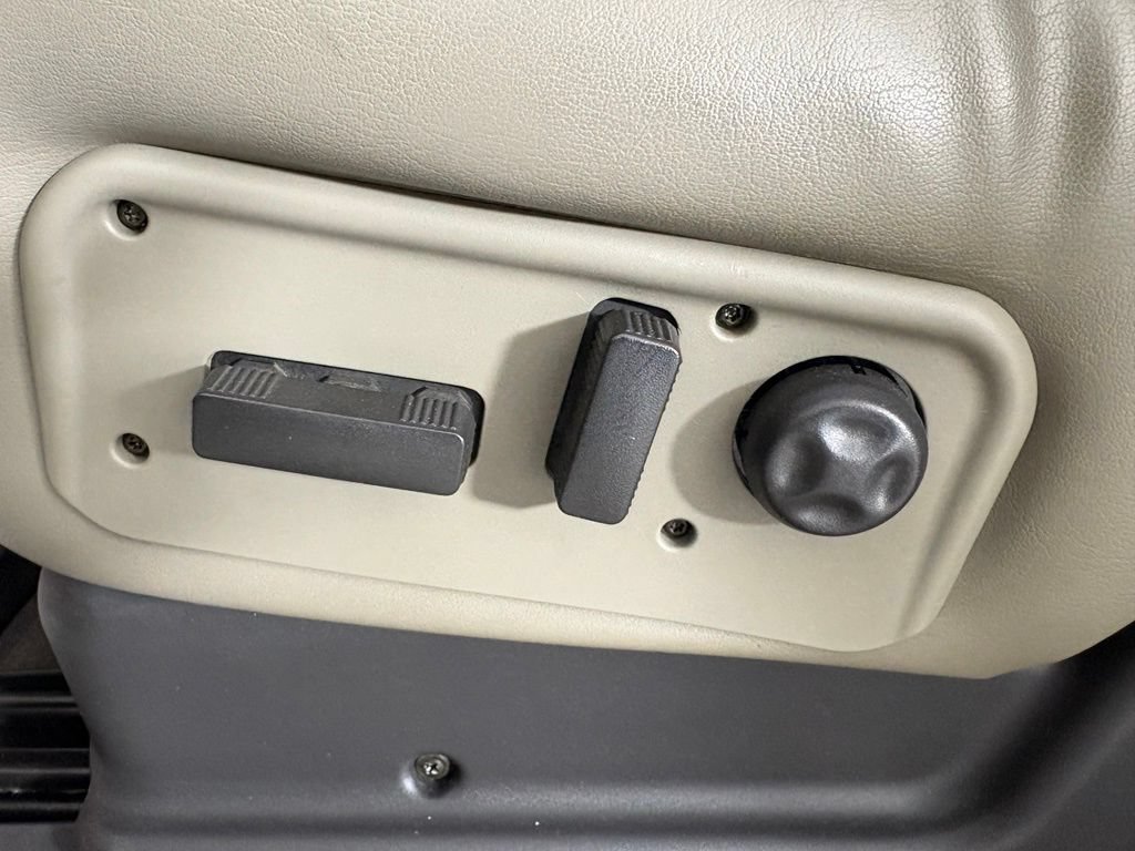 Used 2003 HUMMER H2 AWD/4WD image 11