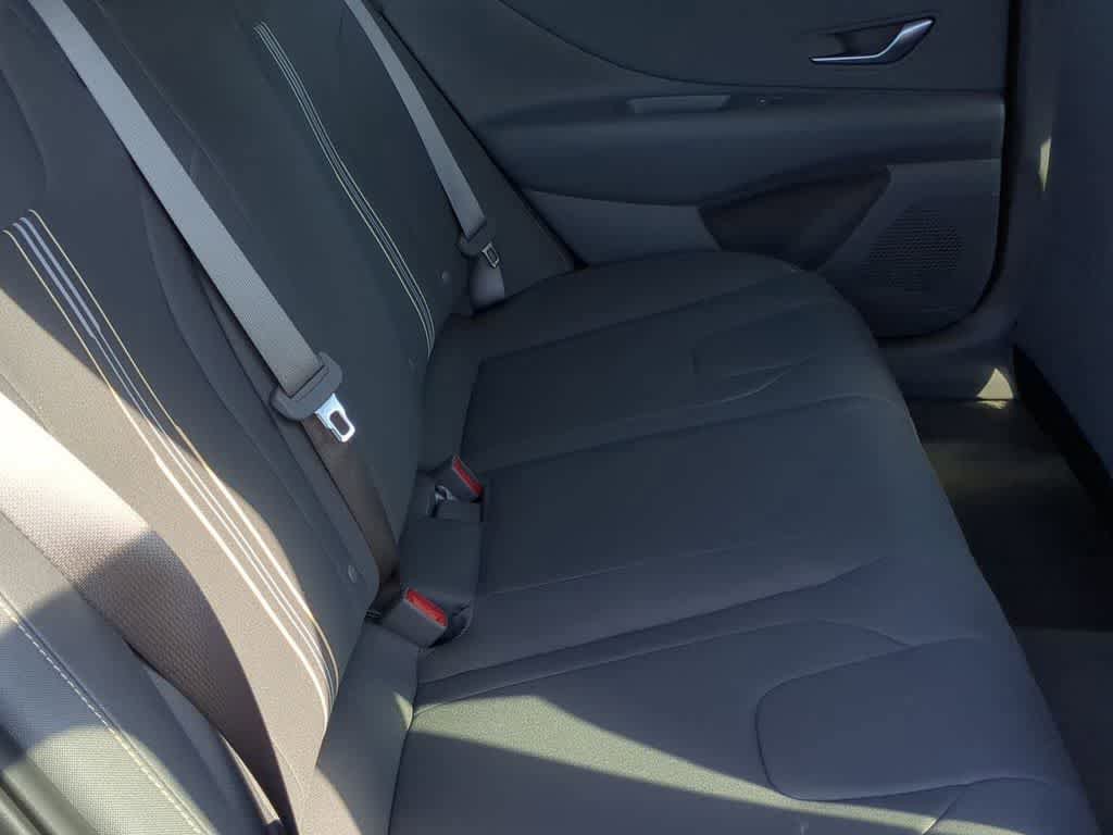New 2026 Hyundai Elantra Sport FWD image 21