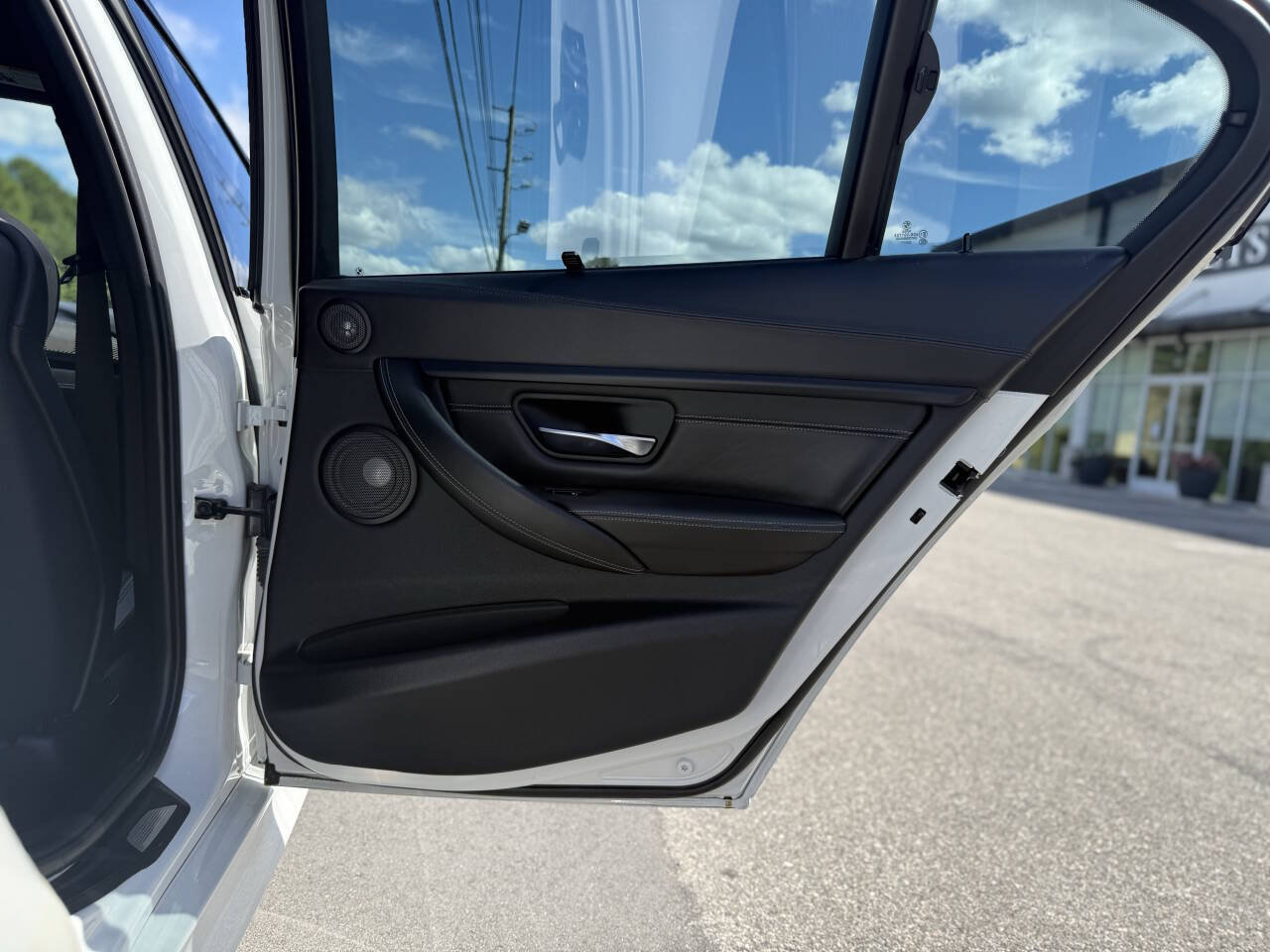 Used 2015 BMW M3 RWD image 30