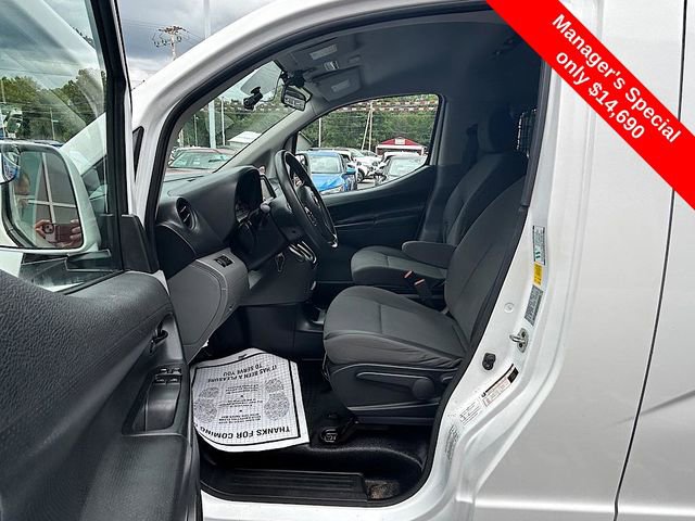 Used 2020 Nissan NV200 SV w/ Sliding Glass Door Package image 18