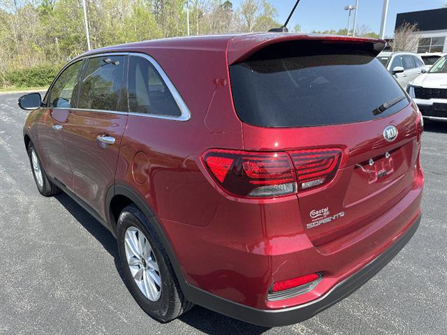 Used 2020 Kia Sorento LX image 4