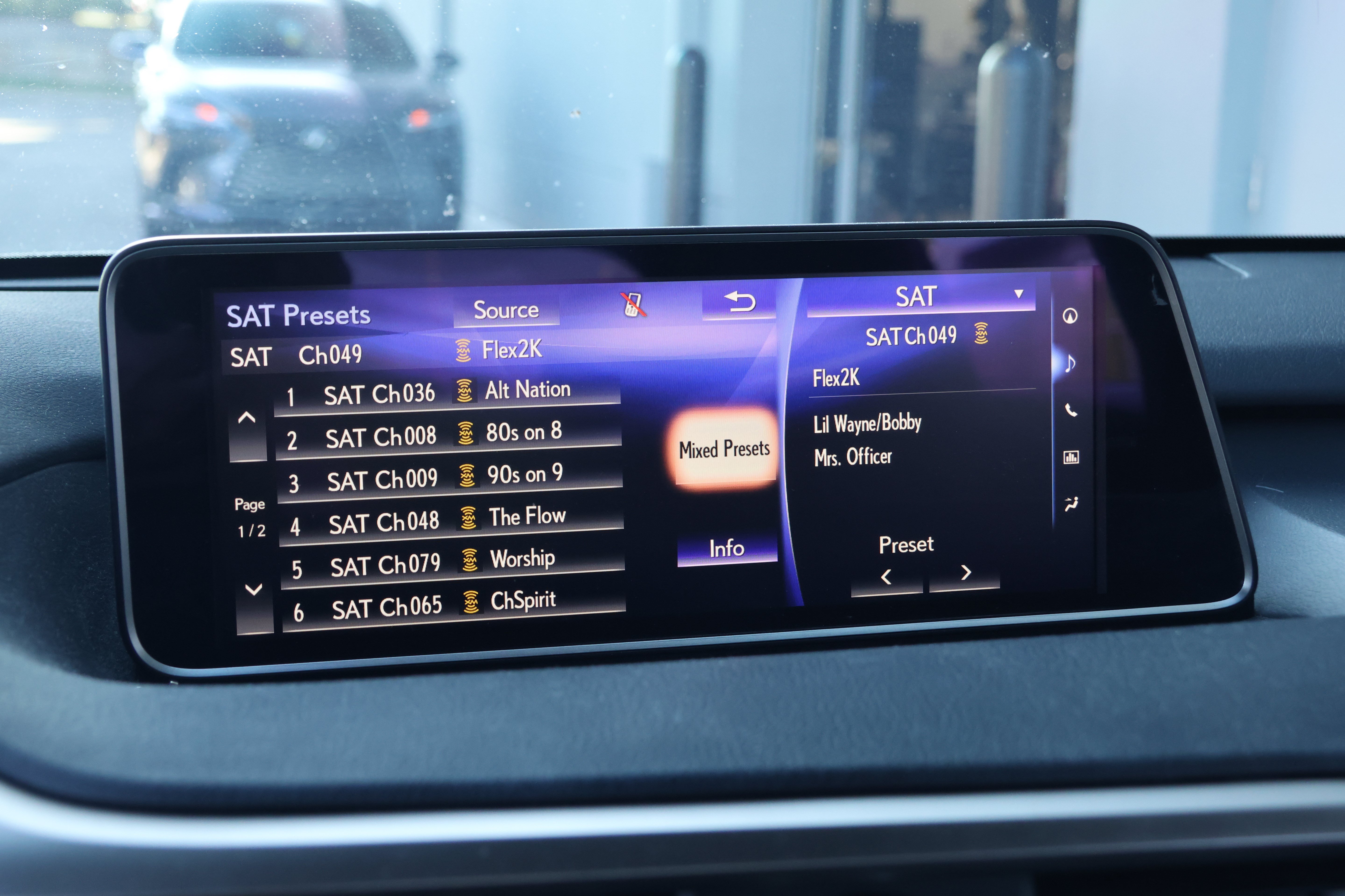 Used 2018 Lexus RX 350 F Sport w/ Accessory Package AWD/4WD image 22