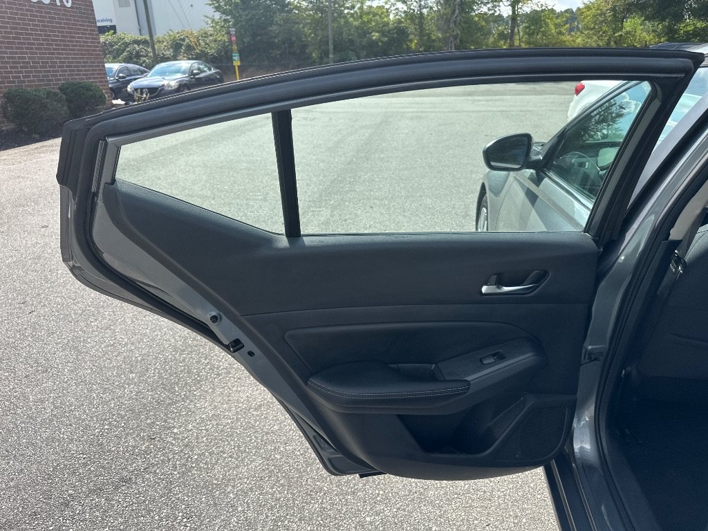 Used 2019 Nissan Altima 2.5 S FWD image 13