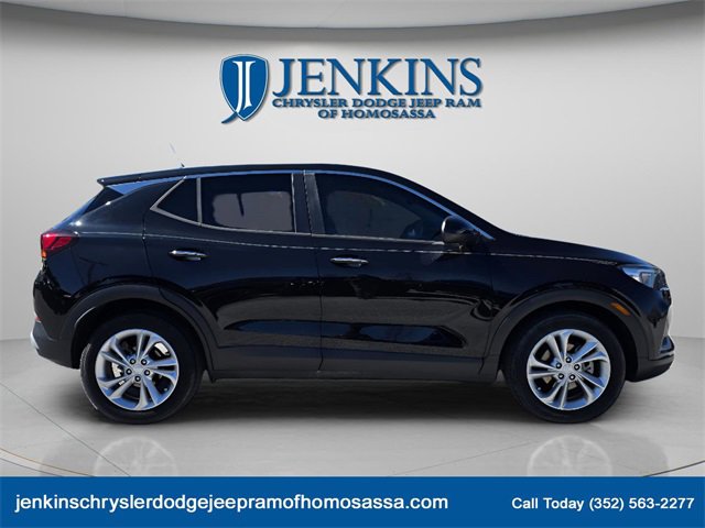 Used 2020 Buick Encore GX Preferred w/ Cold Weather Comfort Package image 9