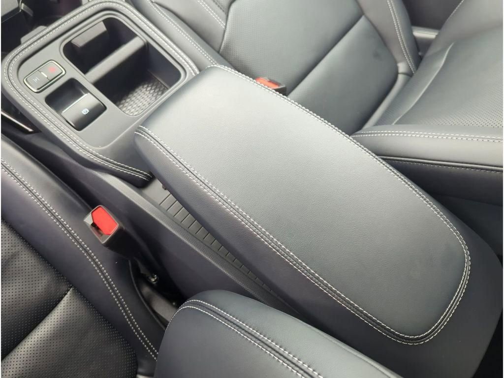 Used 2025 Ford Mustang Mach-E Premium image 27