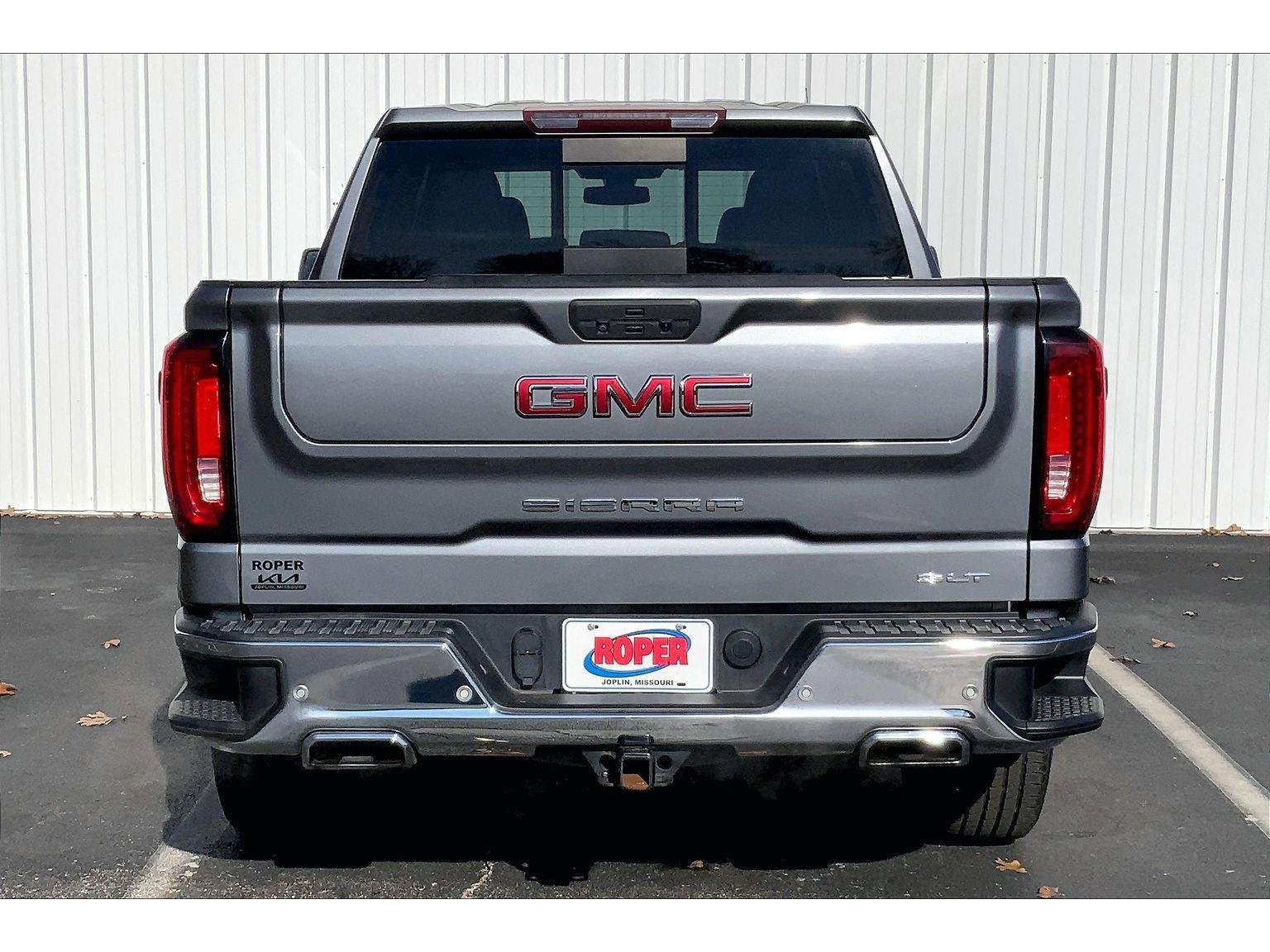 Used 2022 GMC Sierra 1500 SLT w/ SLT Premium Plus Package image 4