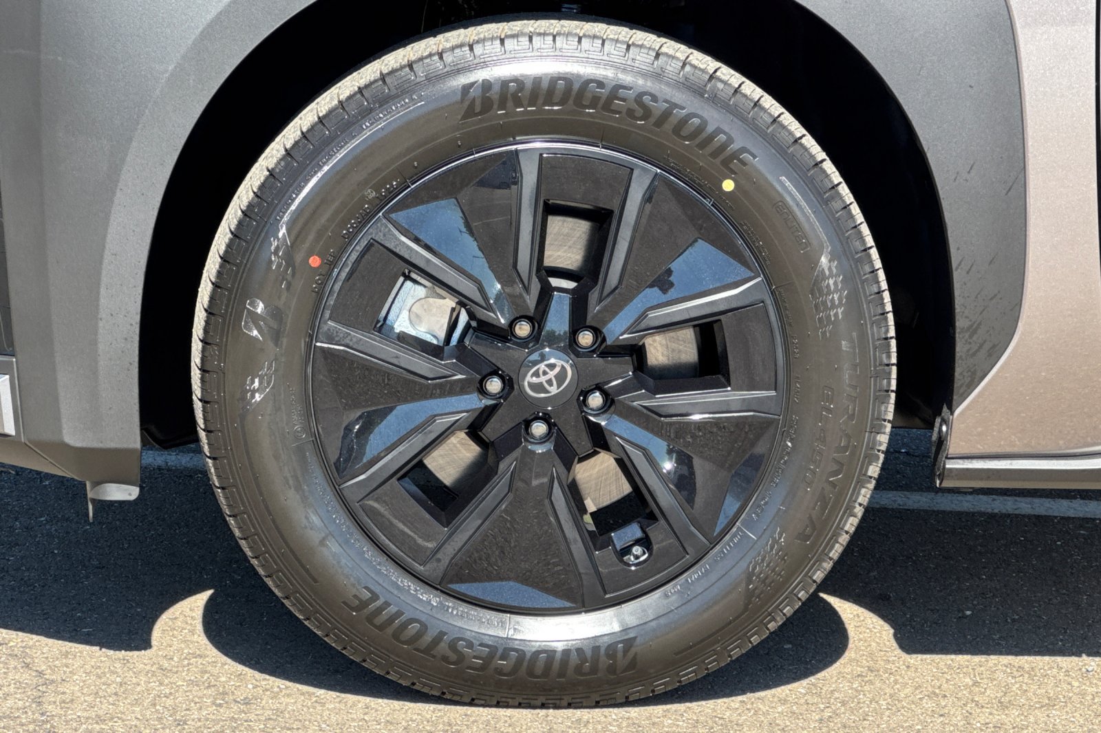 New 2026 Toyota bZ Woodland AWD/4WD image 33