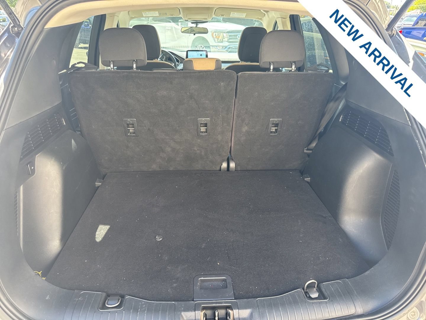 Used 2021 Ford Escape SE FWD image 13