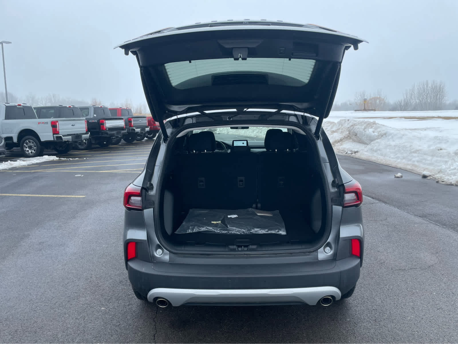 Used 2025 Ford Escape Active w/ Cold Weather Package image 9