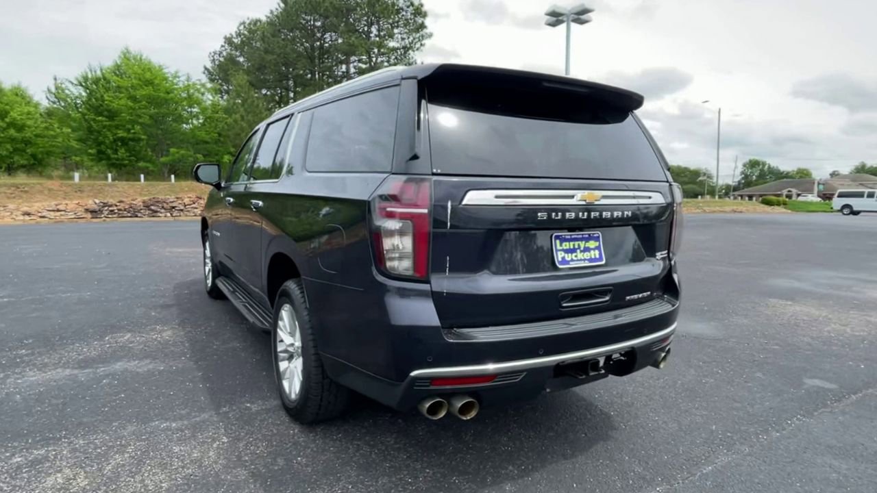 Used 2023 Chevrolet Suburban Premier AWD/4WD image 7