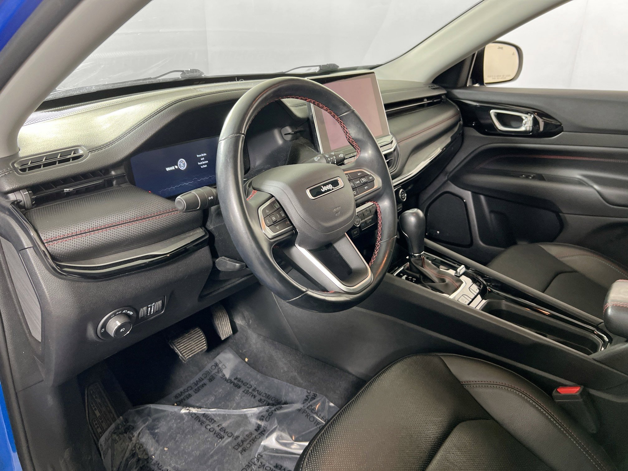 Used 2022 Jeep Compass Trailhawk w/ Trailhawk Elite Group image 9