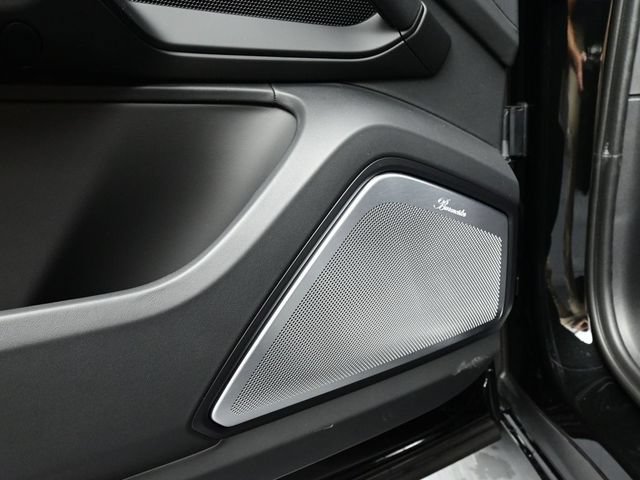 New 2026 Porsche Cayenne Turbo AWD/4WD image 17