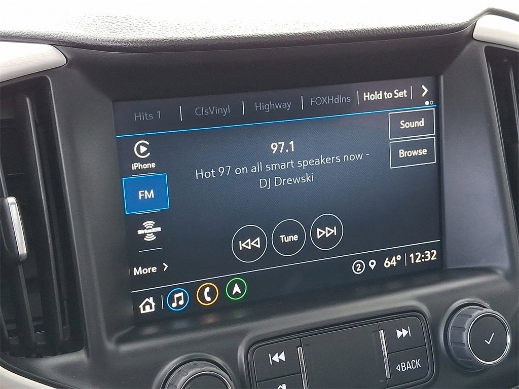 Used 2022 GMC Terrain SLT w/ Infotainment Package II image 17