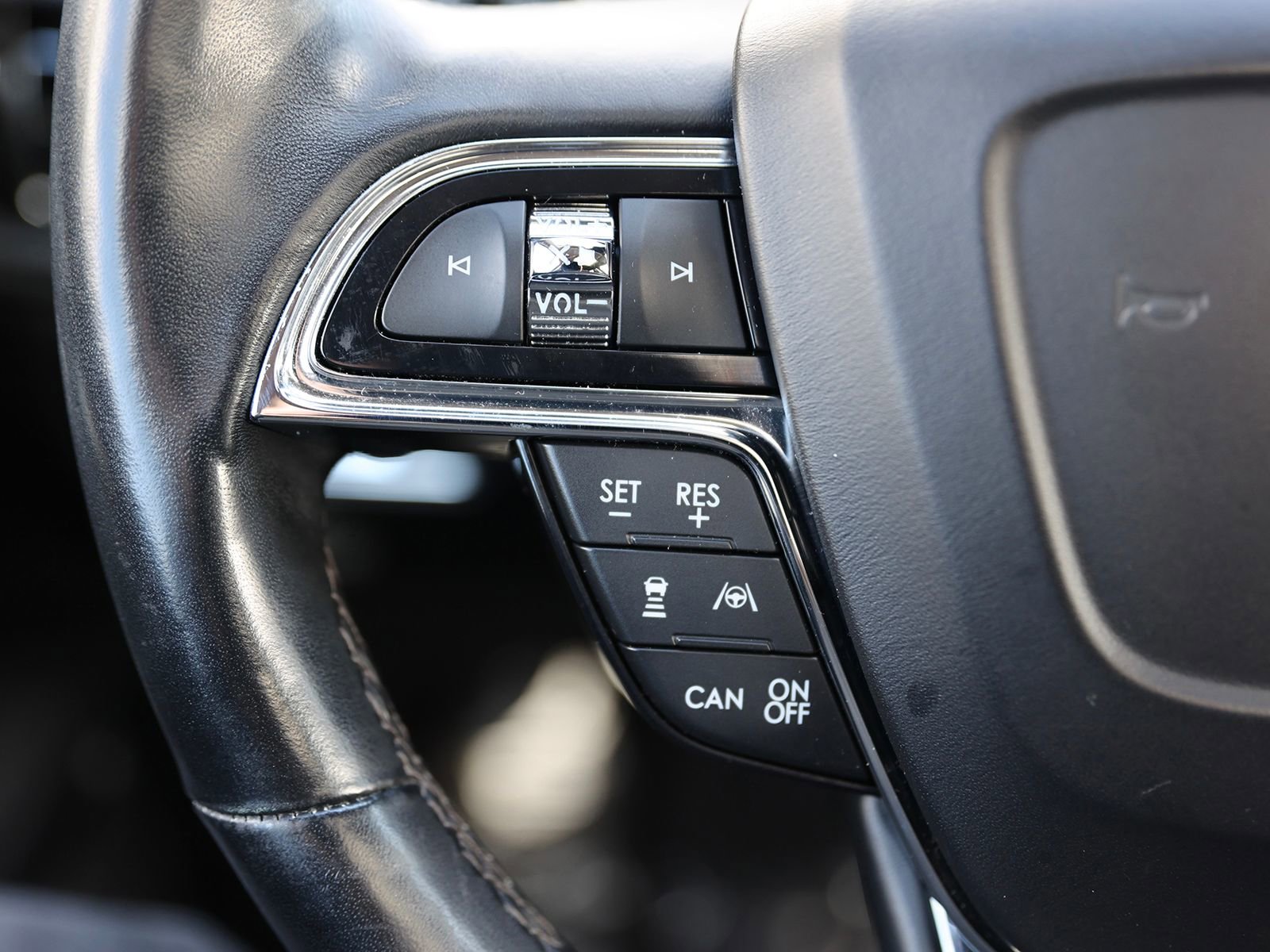 Used 2022 Lincoln Nautilus Reserve image 35