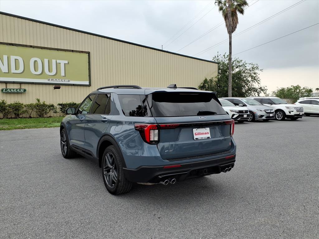 Used 2025 Ford Explorer ST AWD/4WD image 6