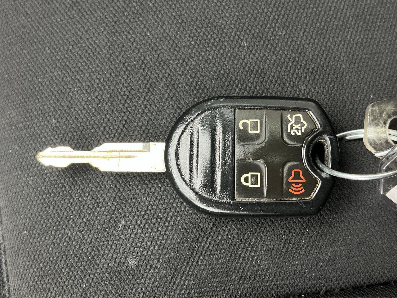 Used 2017 Ford Expedition XLT AWD/4WD image 26