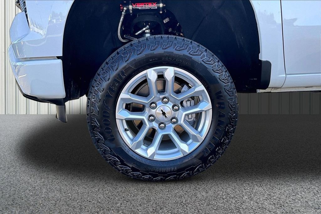 Used 2023 Chevrolet Silverado 1500 RST w/ Z71 Off-Road Package AWD/4WD image 30