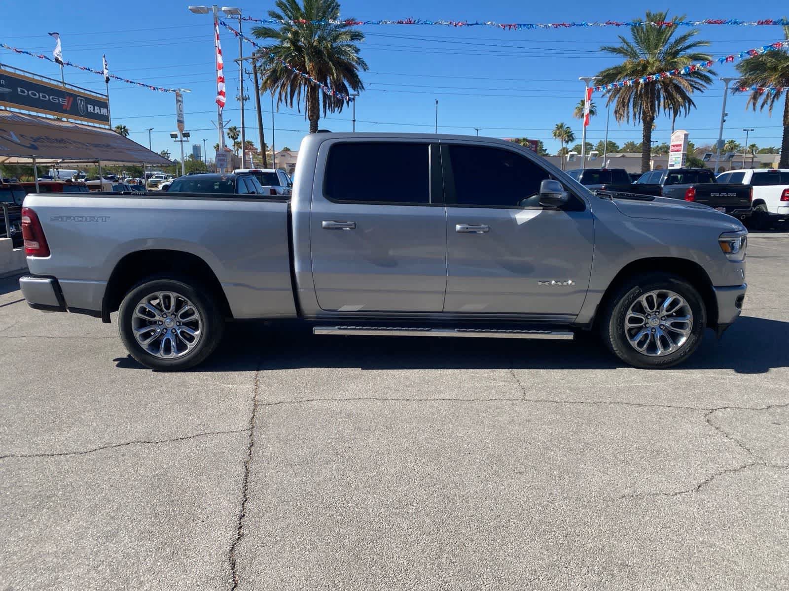 Used 2023 RAM 1500 Laramie AWD/4WD image 4