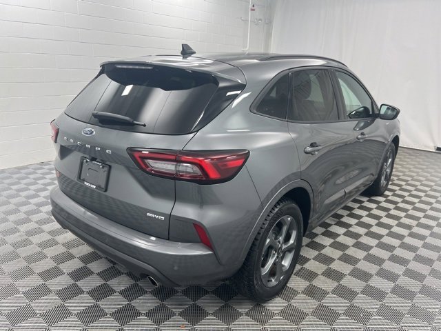 Used 2023 Ford Escape ST-Line w/ Tech Pack #1 image 5