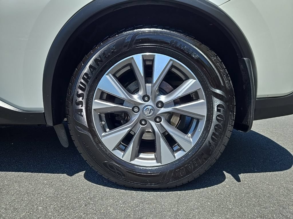 Used 2018 Nissan Murano SL w/ Moonroof Package AWD/4WD image 9