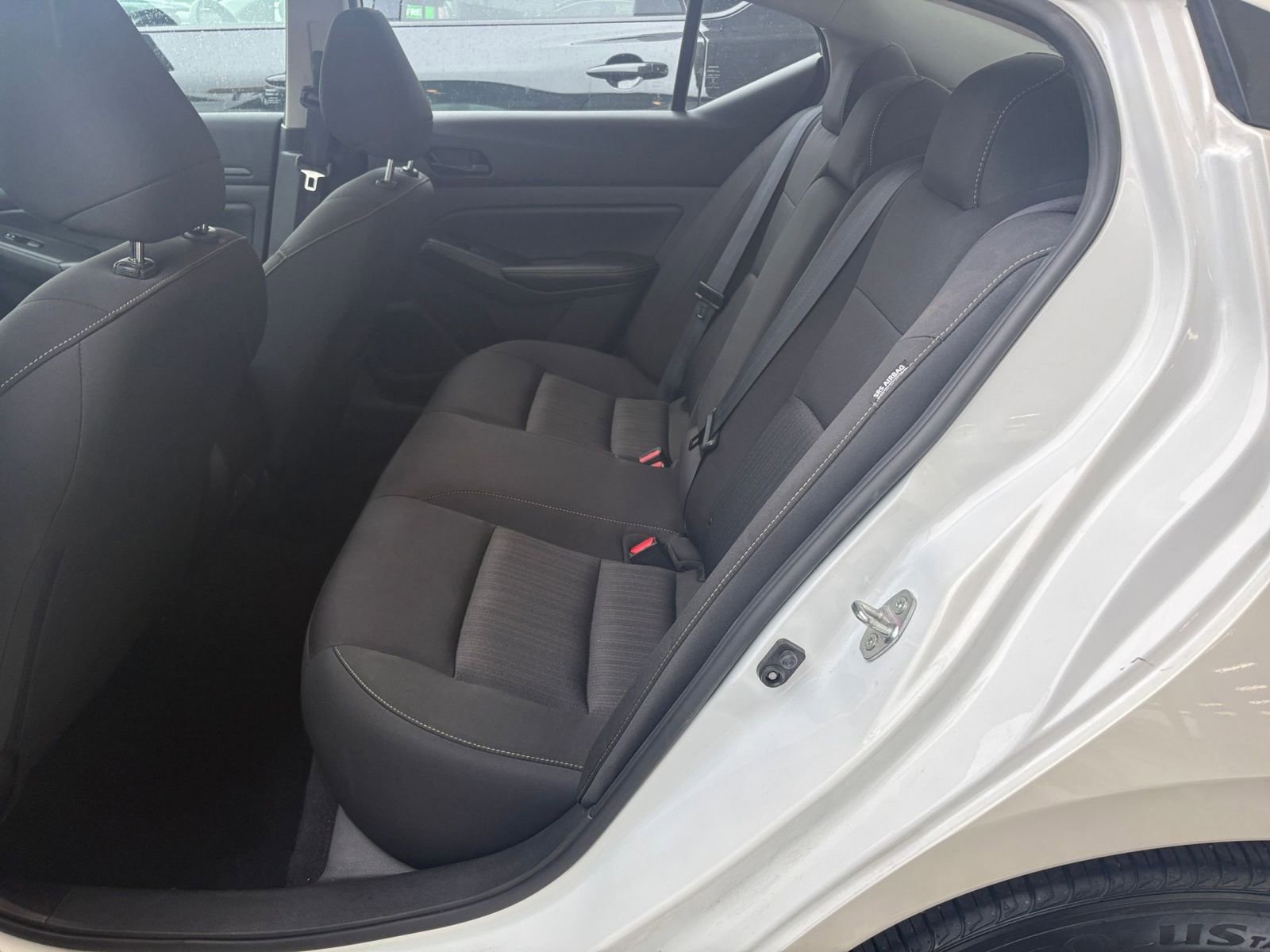 Used 2025 Nissan Altima 2.5 SV FWD image 25