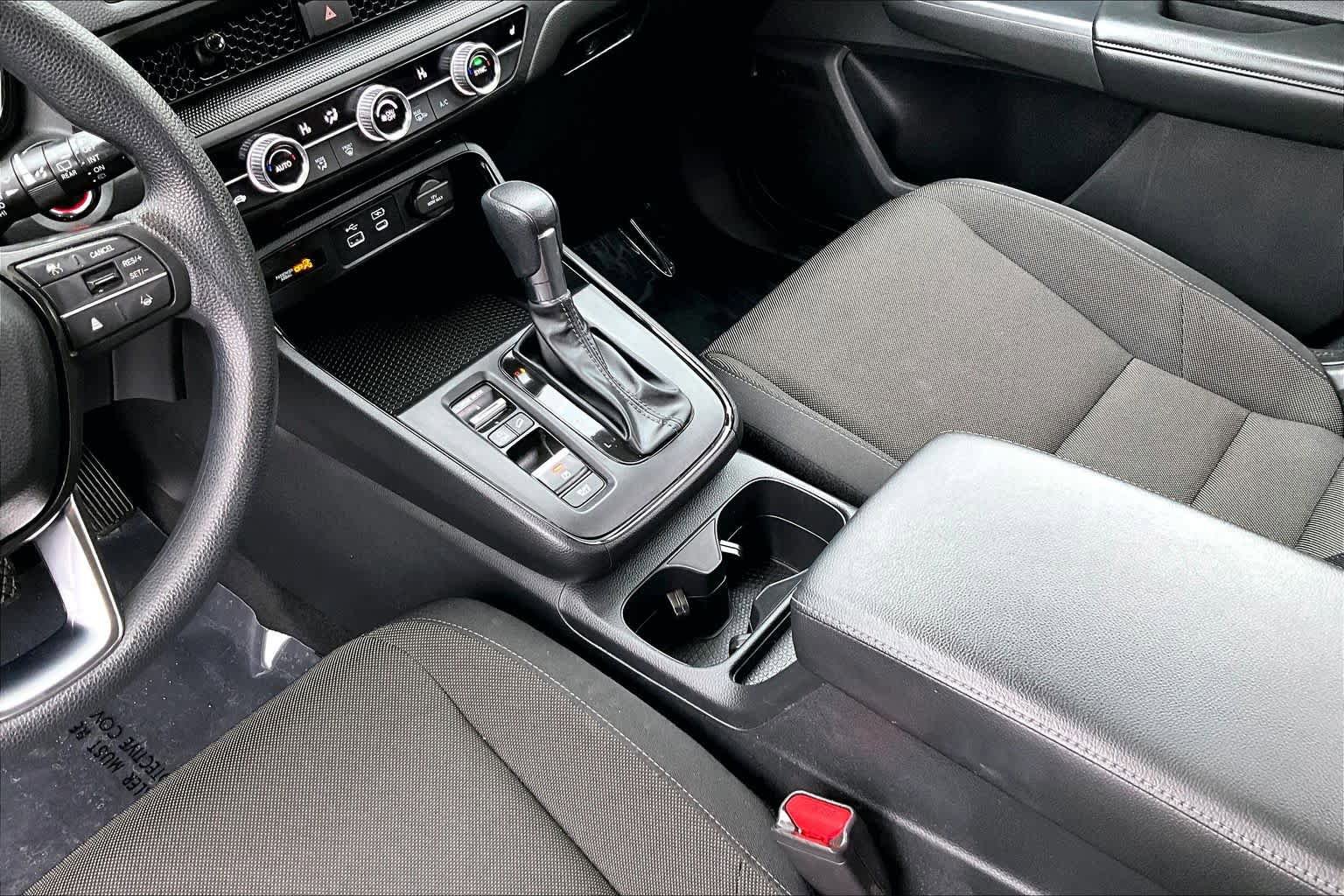 Used 2023 Honda CR-V EX image 16