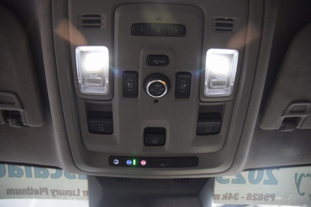 Used 2023 Cadillac Escalade Premium Luxury Platinum image 51