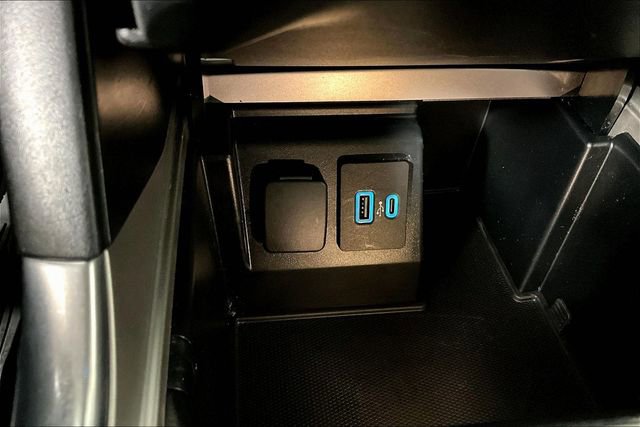 Used 2020 Ford Explorer Limited image 34