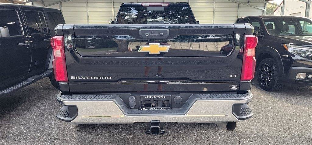 Used 2022 Chevrolet Silverado 3500 LT w/ Convenience Package AWD/4WD image 11